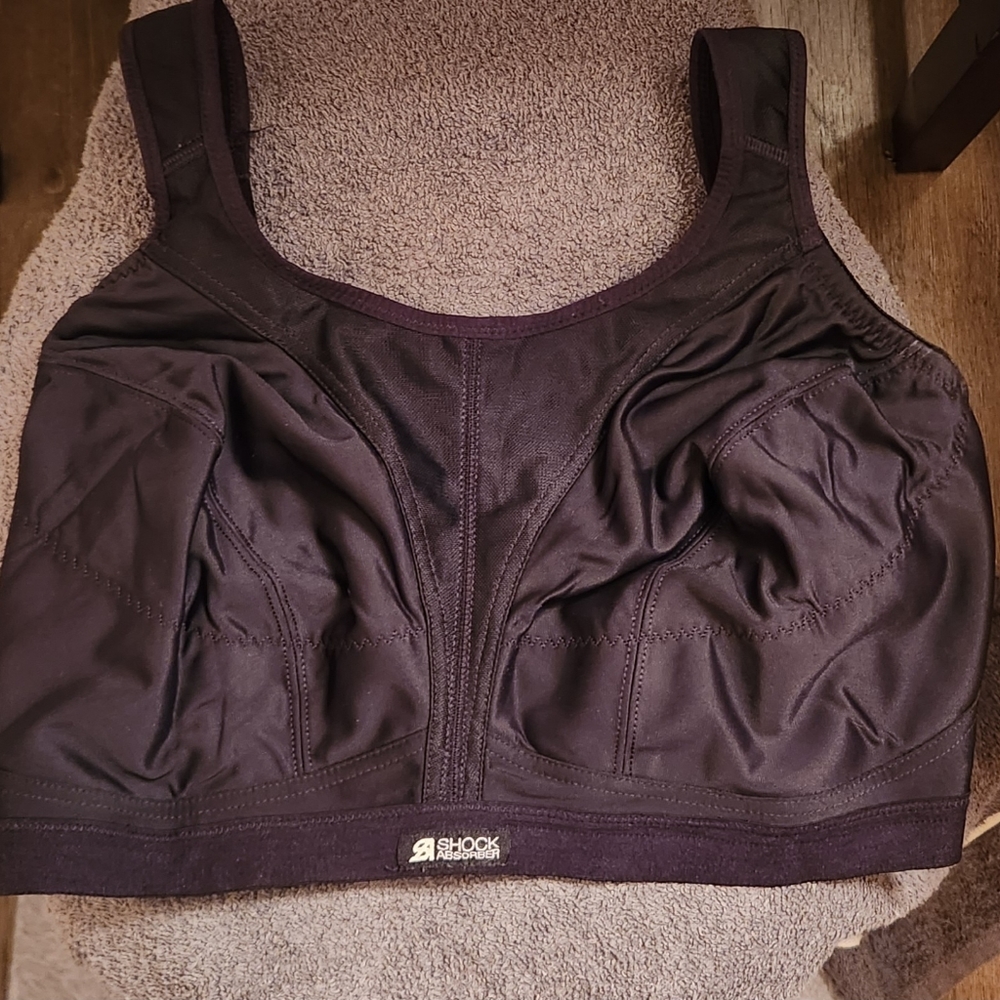 34G (UK) Shock Absorber Active D+ Classic Support Bra in Black